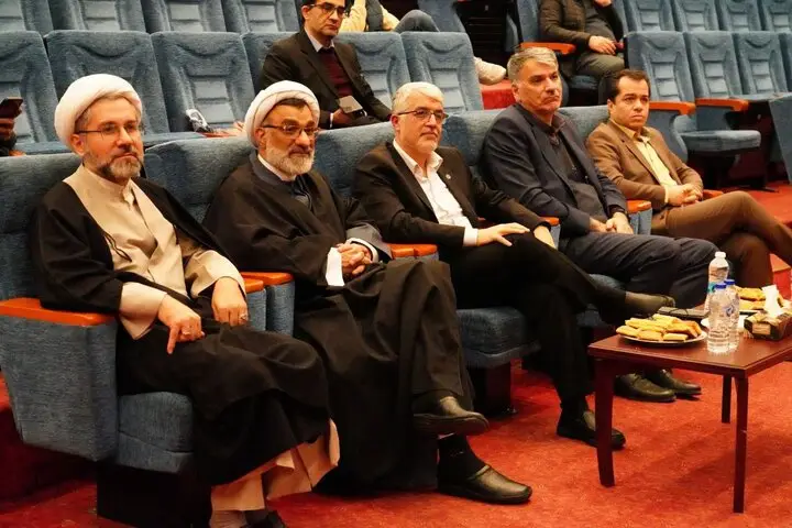 خسروپناه: راز موفقیت دانشگاه‌ها در دانشکده‌های درهم‌تنیده نه جزیره‌ای است!