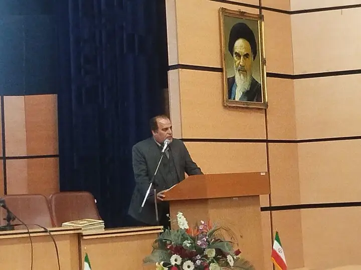 فرماندار ساوه خبر داد: پروژه‌های آب، برق و انرژی خورشیدی با قدرت و جدیت در حال اجراست!