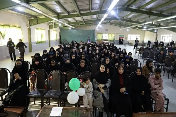 دانشگاه آزاد خاش چگونه هفته پژوهش را با هنر و علم متحول کرد؟