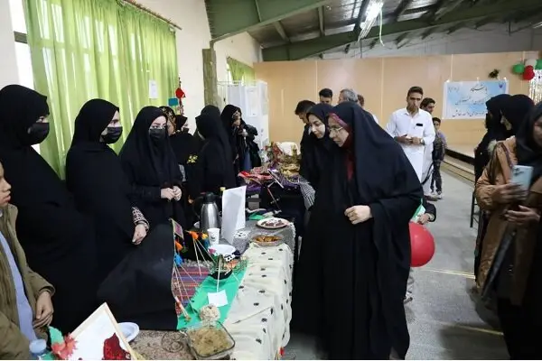 گرامیداشت هفته پژوهش در دانشگاه آزاد اسلامی خاش