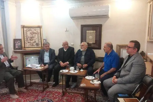 دیدار ویژه اعضای حزب مؤتلفه با خانواده شهید مفتح؛ راز تداوم اتحاد حوزه و دانشگاه پس از ۴۶ سال