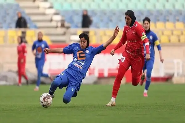 پرسپولیس در آستانه سقوط؛ آیا بازی مقابل شیراز سرنوشت سرخ‌ها را تغییر می‌دهد؟