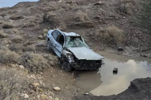 سقوط مرگبار پژو ۴۰۵ در کانال آب اندیمشک؛ ۲ جوان جان باختند