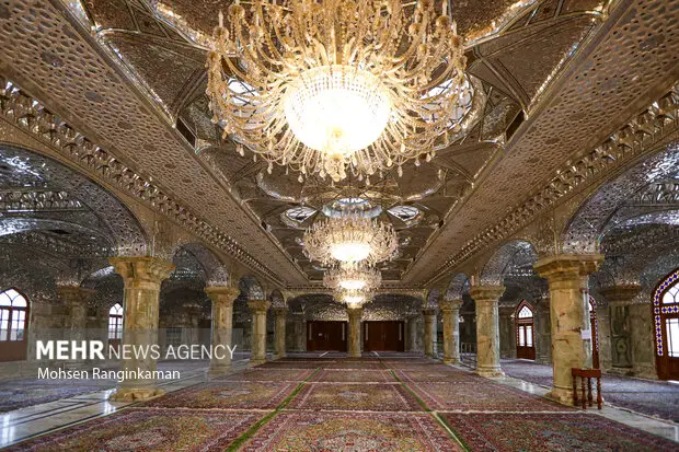 همدلی مردم همدان در خلق شاهکار مذهبی نجف؛ صحن حضرت زهرا (س) با شکوهی بی‌نظیر رونمایی شد!