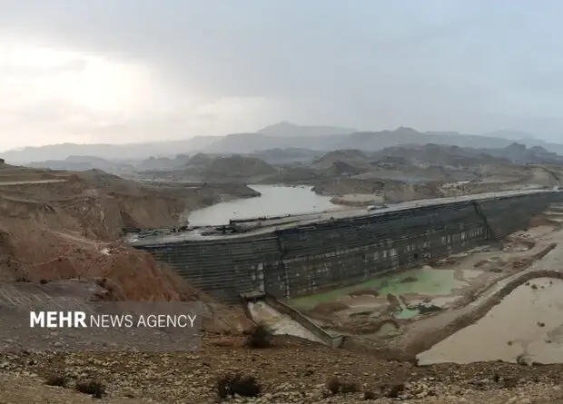بوشهر حین و بعد از بارندگی؛ وضعیت سدها، رودخانهها و تأسیسات آبی
