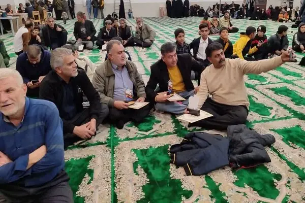 روایتی از ایثار و همبستگی در بیرجند؛از خدمت در قامت راننده سفیر آیه‌ها