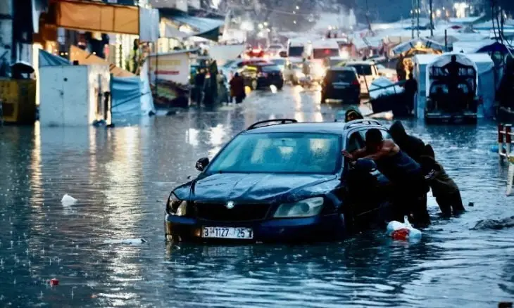 مصائب مردم غزه در فصل زمستان؛ کابوس جنگ در تعقیب جنگ‌زدگانِ بی‌سرپناه