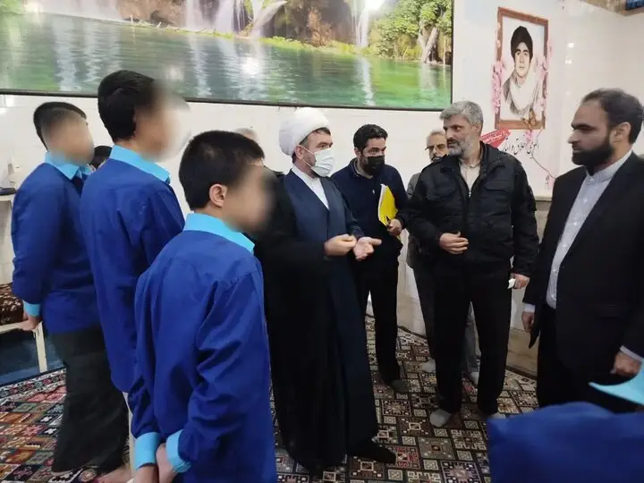 آزادی ۷۰ زندانی در قم؛ حرکتی بزرگ در آستانه روز خانواده با بازدید ویژه قضات ارشد