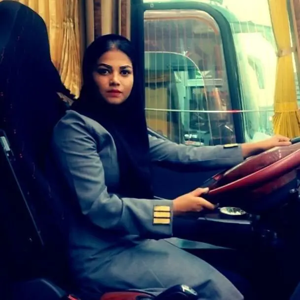 فرمان در دستان  دو زن؛ جاده تهران از نگاه راننده نمونه خراسان شمالی