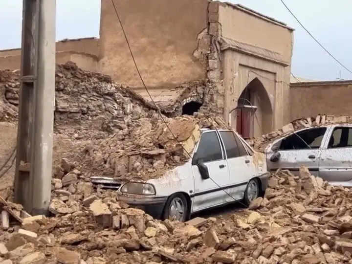 ریزش سقف منزل مسکونی در روستای عباس‌آباد جان کودک ۸ ساله را گرفت