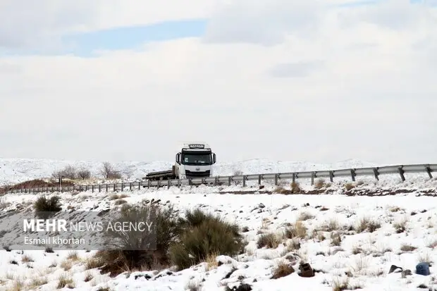 بارش شدید برف در شیروان؛ جاده‌ها سفیدپوش شدند!