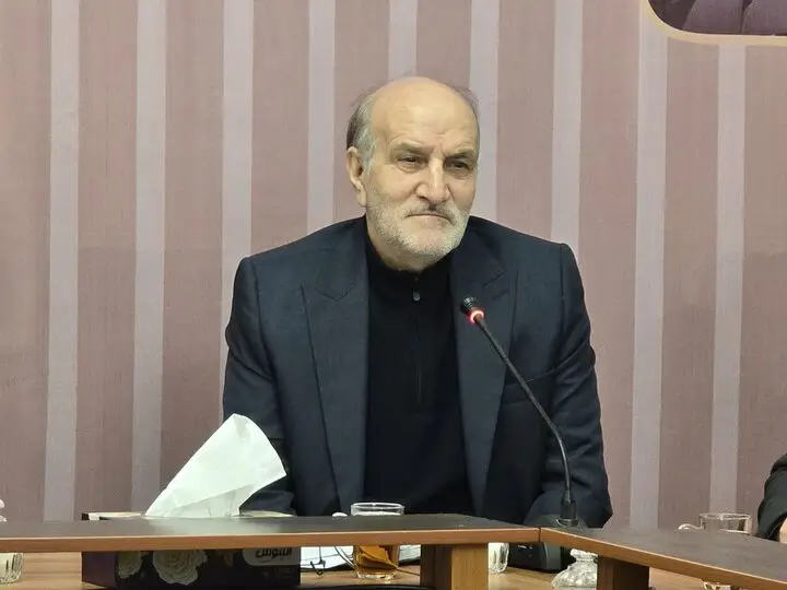 عظیمی: نماز، کلید طلایی کاهش آسیب‌های اجتماعی در کردستان!