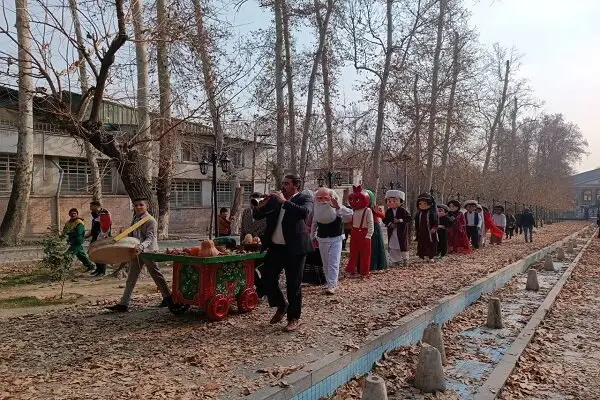 تهران در شب یلدا با برنامه‌های شاد و فراگیر، شور و نشاط را به خیابان‌ها می‌آورد!