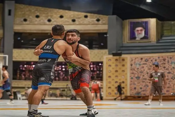 دعوت بزرگ رنگرز به ۳۰ کشتی‌گیر فرنگی برای اردوی تیم ملی؛ رقابت نفس‌گیر در راه قهرمانی!