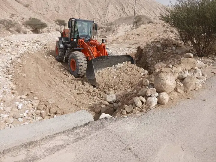 رفع فوری آب‌بردگی محور بندر لنگه_لمزان؛ عبور ایمن دوباره بازگشت!