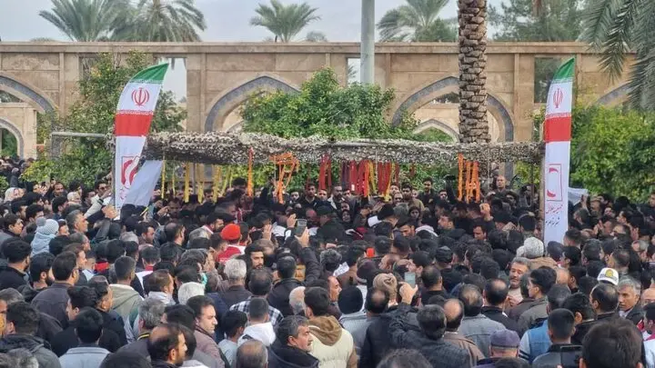 تشییع پیکر امدادگر شهید هلال احمر در جهرم