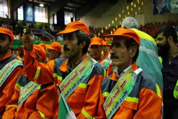 پاکبانان تهران در شب یلدای نارنجی؛ ستون بی‌بدیل پاکیزگی شهر چه نقشی دارند؟