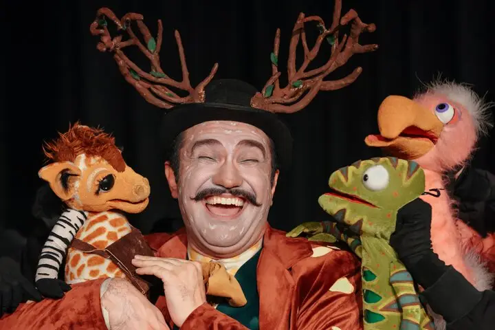 چرا نوجوانان با تئاتر بیگانه‌اند؟ راز قطع ارتباط و انتظار تا پایان جشنواره