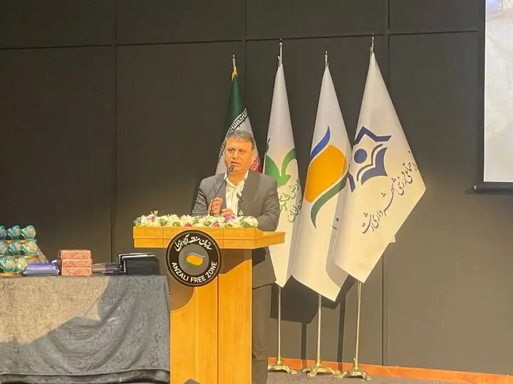 فتح‌اللهی: قصه‌ها قوی‌تر از هزاران سخنرانی، ماندگاری فرهنگی را رقم می‌زنند!