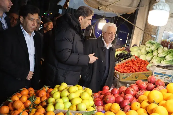 اسب افسارگسیخته گرانی در بازار یلدای خراسان شمالی تاخت