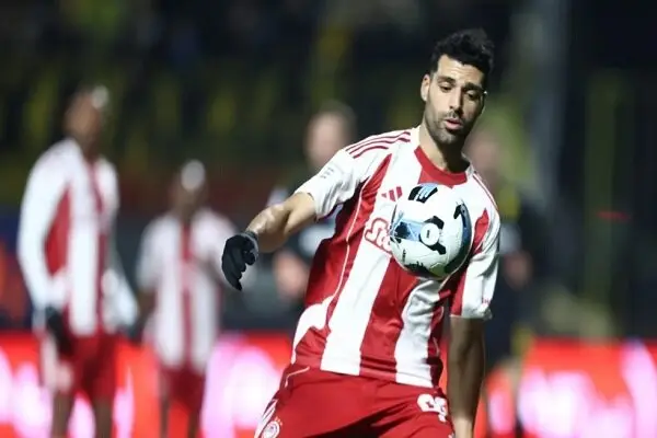 فرصت طلایی طارمی در غیاب قاتل المپیاکوس؛ آیا ستاره ایرانی در ترکیب اصلی می‌درخشد؟