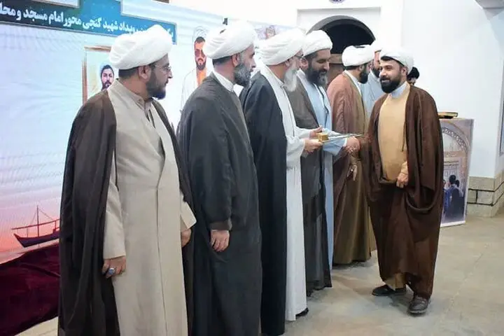 چهره‌های شاخص تبلیغی بوشهر در مراسمی باشکوه معرفی شدند؛ راز موفقیت آن‌ها چیست؟