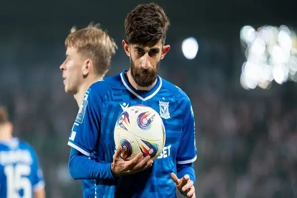 سرنوشت مبهم علی قلی‌زاده در لخ پوزنان؛ باشگاه در انتظار تصمیم سرنوشت‌ساز!