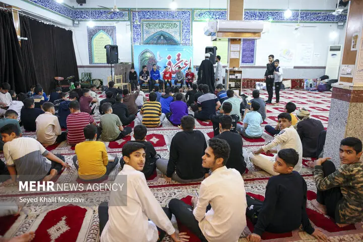 اعتکاف ویژه دانش‌آموزان در ۱۵ مسجد جویبار؛ فرصتی ناب برای تجربه معنویت عمیق در ماه رجب