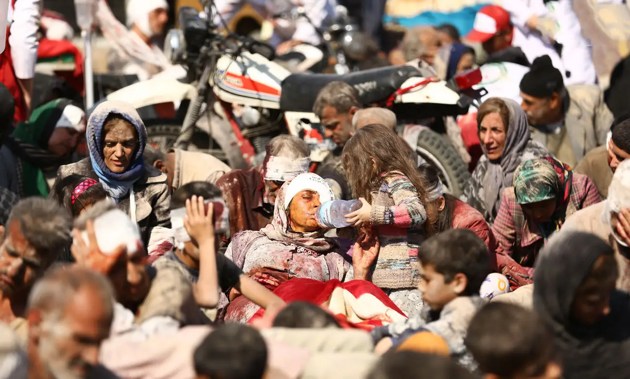 حضور متفاوت یک فرمانده در زلزله بم؛ «احمد» به دل بحران زد