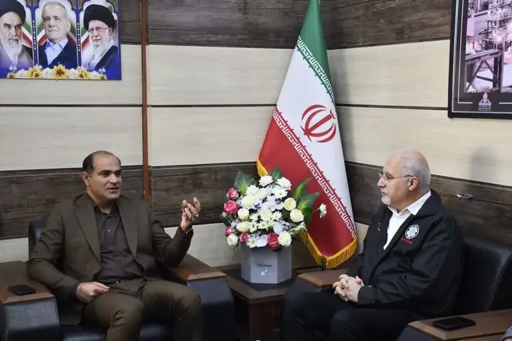 فرماندار عسلویه: نجات جان مردم در گرو توسعه فوری زیرساخت‌های بهداشتی و درمانی!