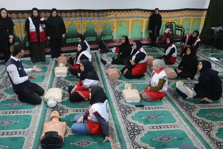 دوره ویژه تربیت مربی امداد و کمک‌های اولیه در بوشهر؛ گامی مهم برای افزایش آمادگی جامعه