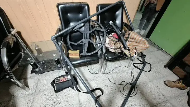 انهدام باند حفاری غیرمجاز در ارومیه با دستگیری ۴ حفار و ضبط طلایاب‌ها