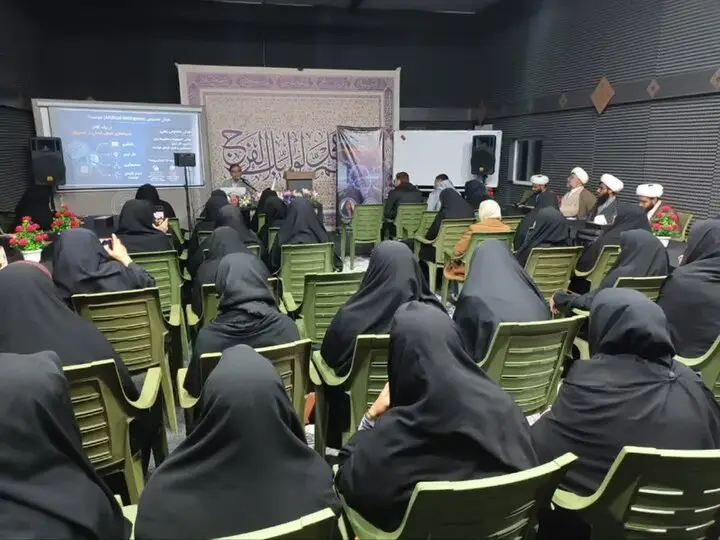 کارگاه ویژه سواد رسانه‌ای با تمرکز بر هوش مصنوعی در لارستان به روایت تازه‌ترین تحولات!