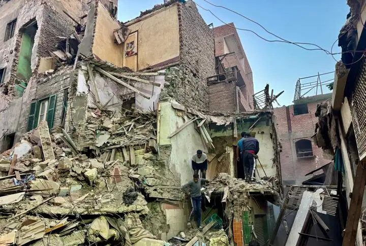 فاجعه در قلب جیزه؛ ریزش ساختمان ۸ کشته برجای گذاشت!