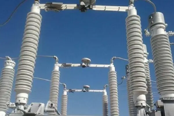 فناوری ایرانی پوشش سیلیکونی RTV؛ کلید جلوگیری از خاموشی‌های ناگهانی برق