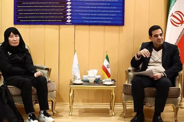 سرمربی کره‌ای والیبال زنان ایران مأموریتی ویژه برای فتح قله‌های ۲۰۲۶ دارد!