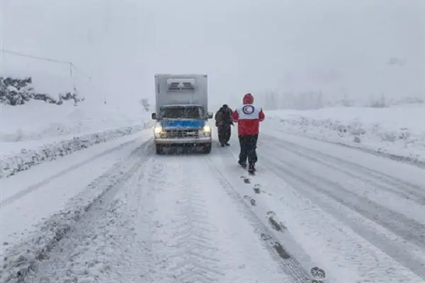 ۹ نفر در پی بارش برف و کولاک جان خود را از دست دادند