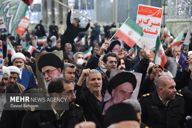 گرامیداشت یوم‌الله «۹ دی» در حرم امام رضا(ع)