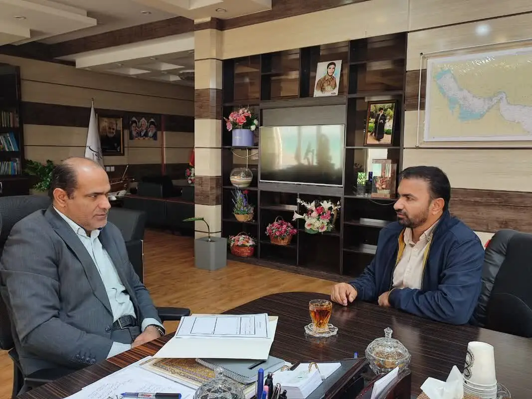 دیدار چهره به چهره فرماندار عسلویه با شهروندان برگزار شد