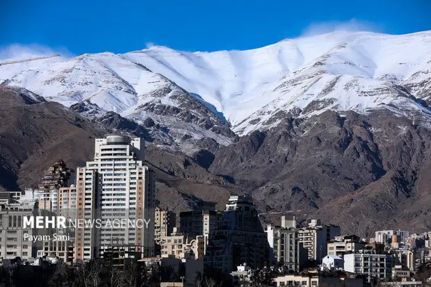 بهبود وضعیت هوای تهران؛ آسمان پایتخت شبانه روز گذشته آبی شد