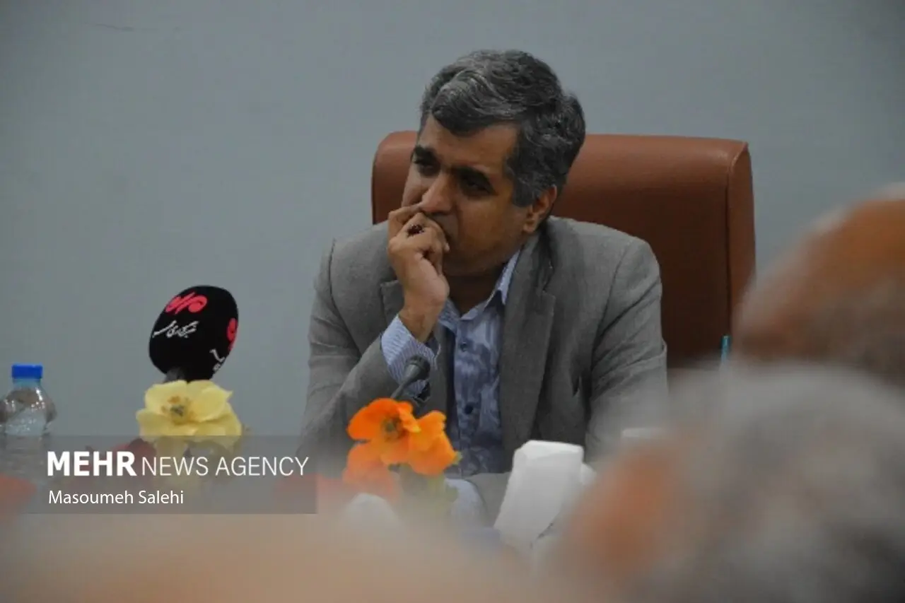 دورهمی رزمندگان و هنرمندان «کاکام قاسم» در بندرعباس برگزار شد