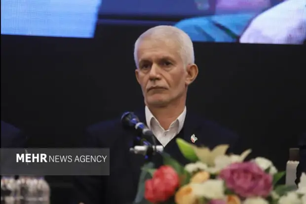 زمان تضعیف تیم ملی فوتبال نیست/ مدیران فوتبالی سعه صدر داشته باشند