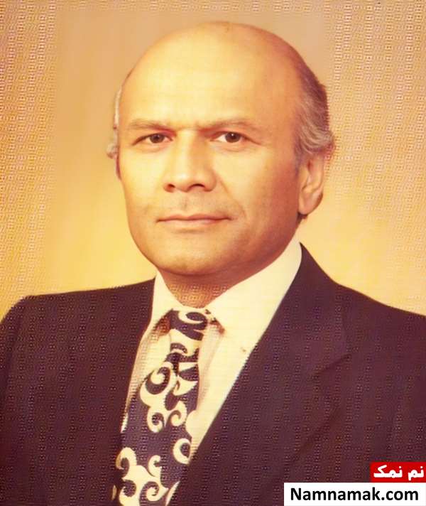 غلامحسین یوسفی