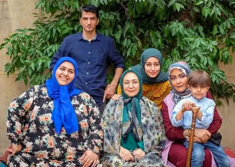 مه لقا مینوش زاد در نیکان