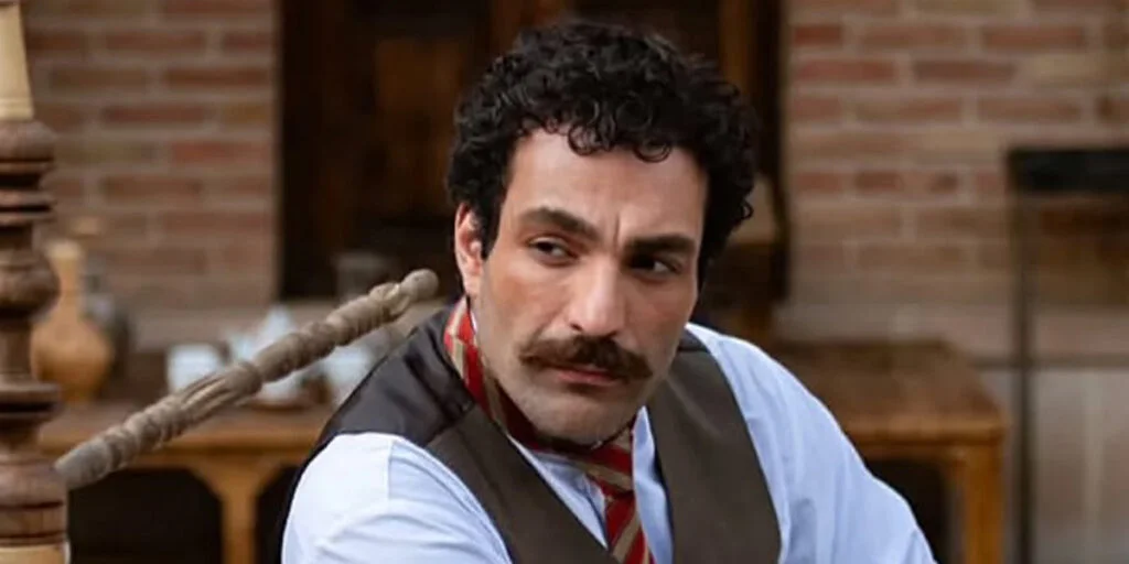 حمید صفت با استایل راحت و متفاوت در مراسم اکران؛ اصلان‌خان «بامداد خمار» همه را شوکه کرد!