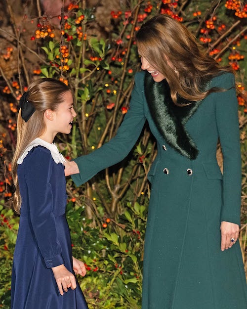 پالتوی سبز رنگ کیت میدلتون