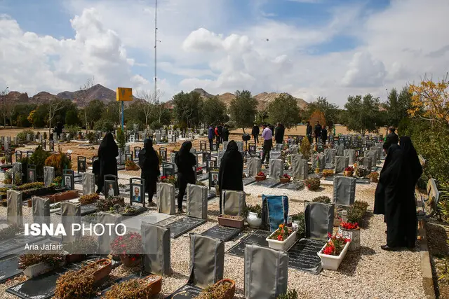 انحصاری شدن خدمات باغ رضوان اصفهان؛ امکان استفاده مجدد از قبور بالای ۳۰ سال فراهم شد!