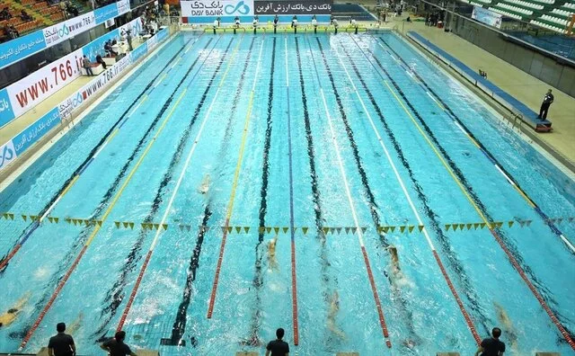 پول ورزش کجا رفته است؟/ سقفها چکه میکند، چمنها کچل است!