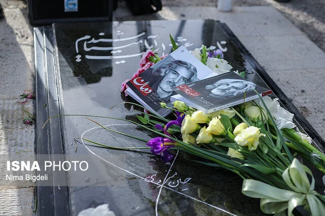 دبیر دوسالانه غزل حسین منزوی: زنجان می‌تواند پایتخت غزل ایران باشد