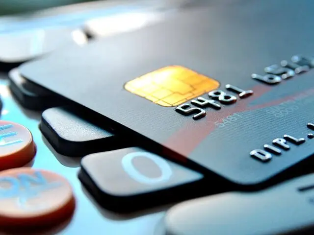 کشف ۱۵۰ فقره کلاهبرداری و محموله بزرگ دخانیات قاچاق در قزوین؛ پلیس چگونه متهمان را شناسایی کرد؟